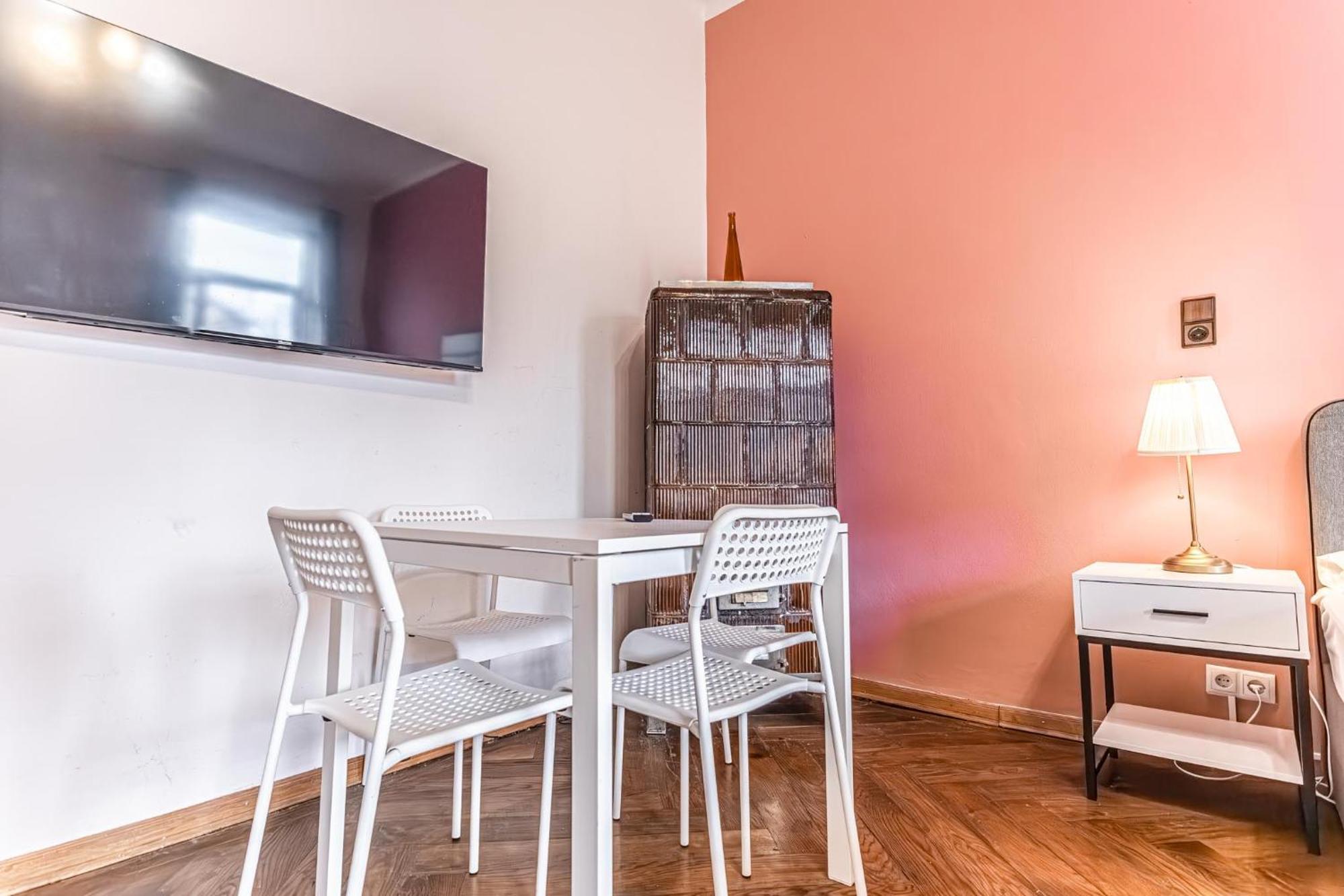 Lovely 1Br Apt. Near Akh Hospital Wien Exteriör bild